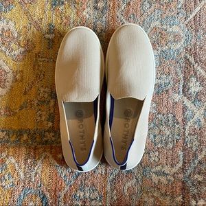 Sand Rothy’s sneaker size 9